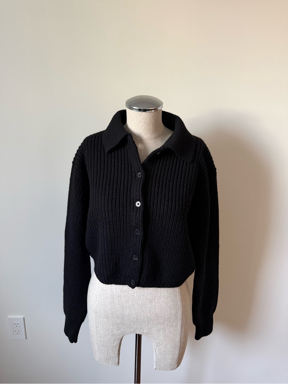 Wilfred Black Ribbed Button-Up Collared Cardigan